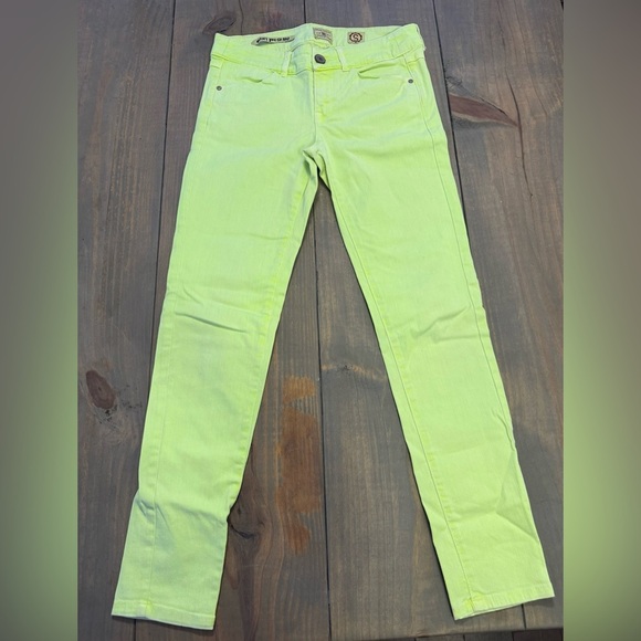 Mudo FTS 64 Skinny Low Waisted Jeans in phosphorus green - Picture 8 of 8